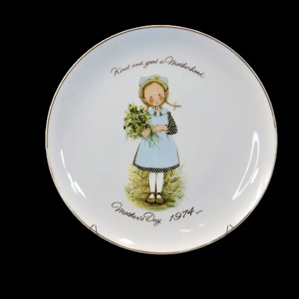 Kind and Good is Motherhood Vintage Holly Hobbie Mothers Day Plate 1974